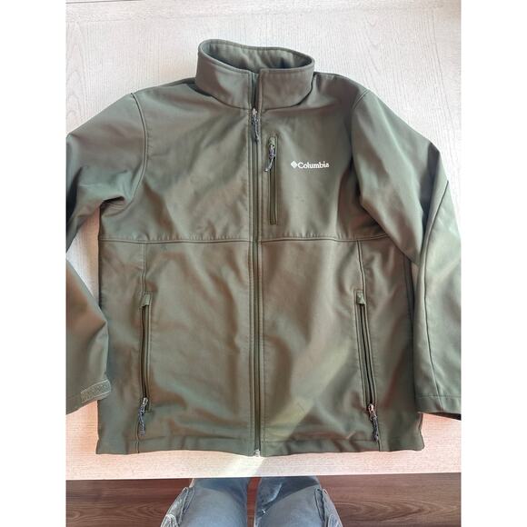 Columbia Men's Olive Hunter Green Windbreaker Coat Jacket Gorpcore Hiking - Picture 1 of 6